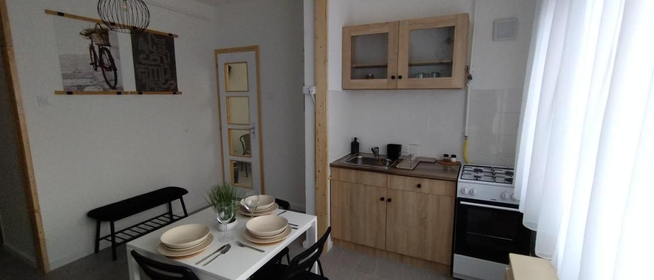 Blue Moon Apartman Еґер Екстер'єр фото